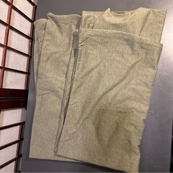 King 400 Thread Count Solid Performance Pillowcase Set Gray Green Threshold - Picture 1 of 9